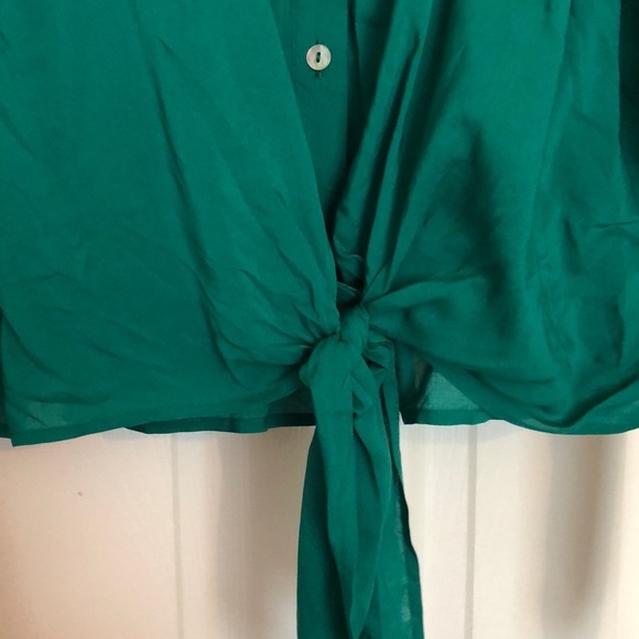 Crop top - Picture 3 of 3